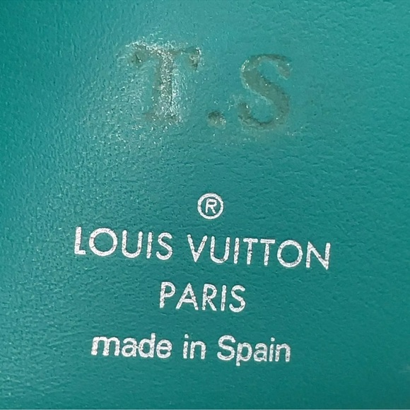 Auth Louis Vuitton Taigarama Green Discovery Compact Wallet W/B and dust bag - Picture 16 of 16